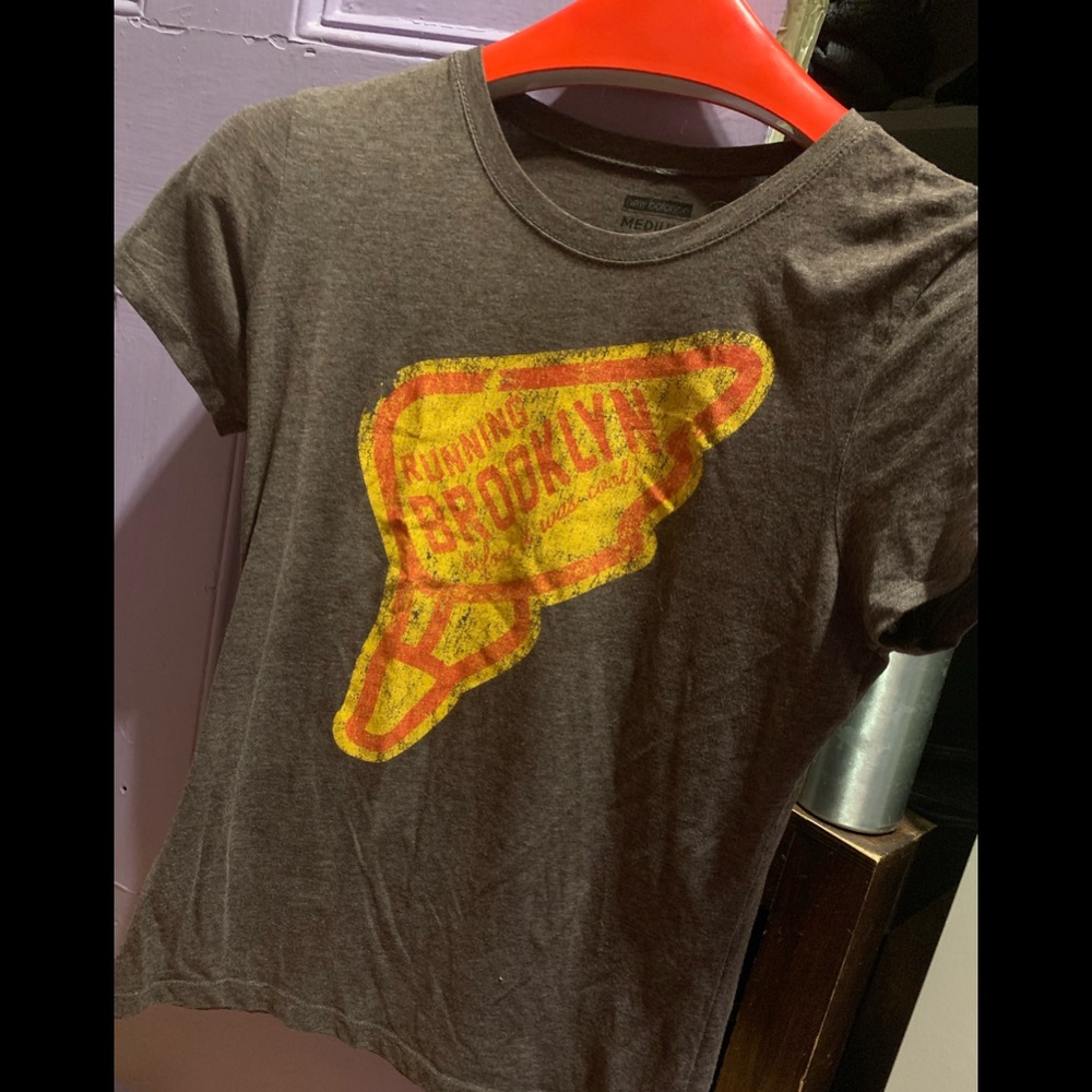 ‘Running Brooklyn’ new balance tee